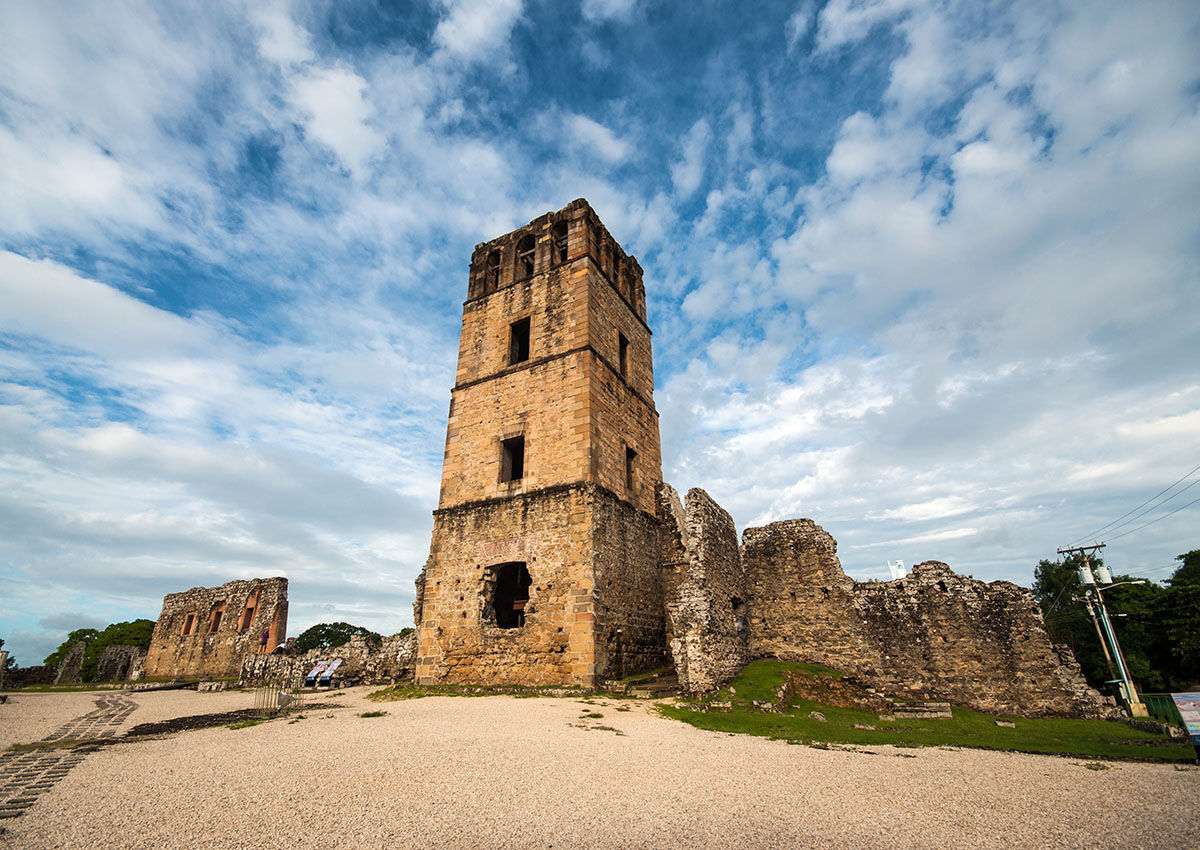 Torre de Panamá la Vieja